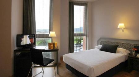 Individual Hotel Ciutat Granollers  Individual Hotel Ciutat Granollers